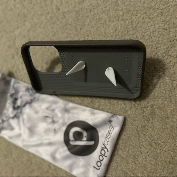 Loopy Case White Marble Phone Case apple 14 pro - Picture 3 of 3